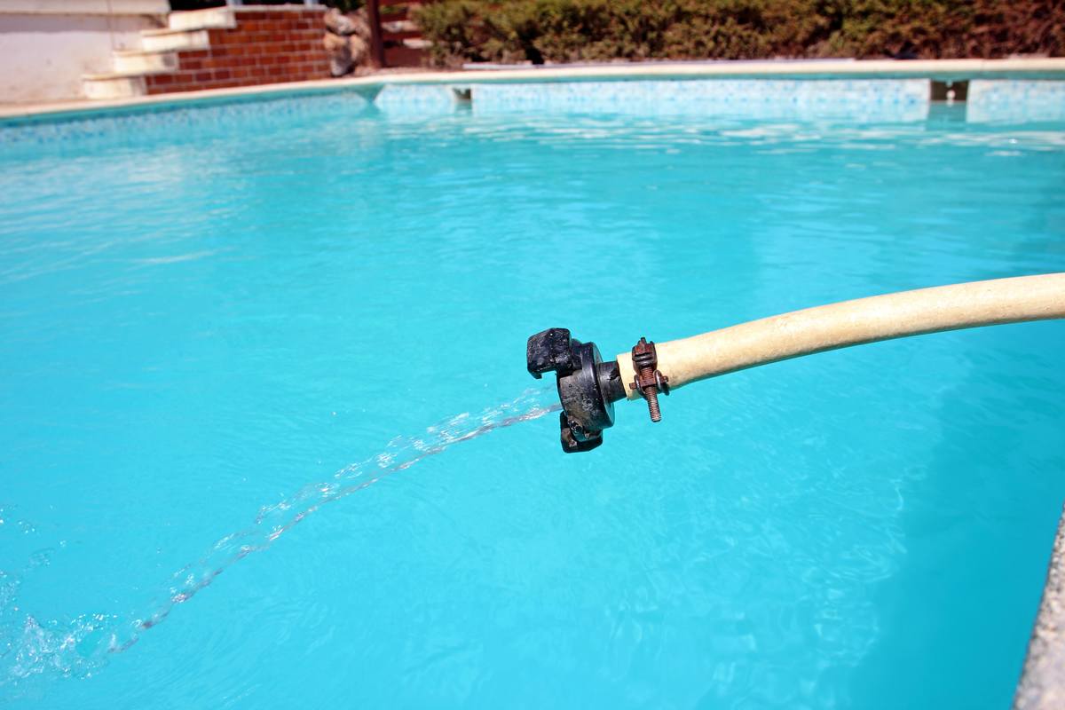 Comment réparer les fuites de votre piscine ?