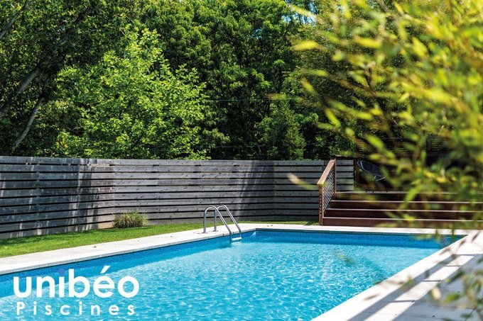 POSER LE LINER DE VOTRE PISCINE EN BÉTON ARMÉ