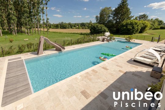 PISCINE EN BÉTON ARMÉ OU PISCINE À COQUE ?