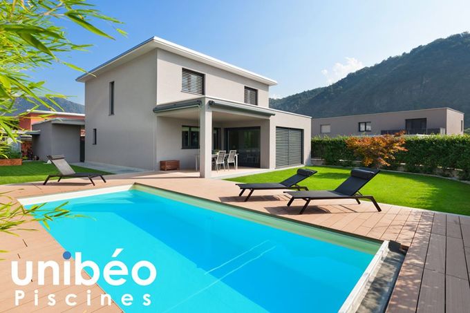 // UNIBEO, créateur de piscine ! � �