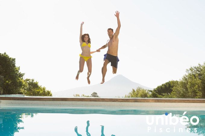 UNE PISCINE EN BÉTON ARMÉ POUR CET ÉTÉ ? �