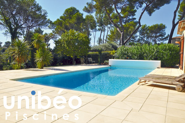 � Pssst ! On vous en dit plus sur les margelles de piscine ! �