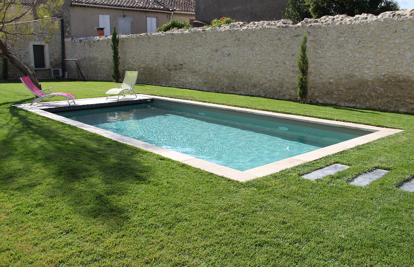 Piscine rectangulaire en béton armé | Unibéo