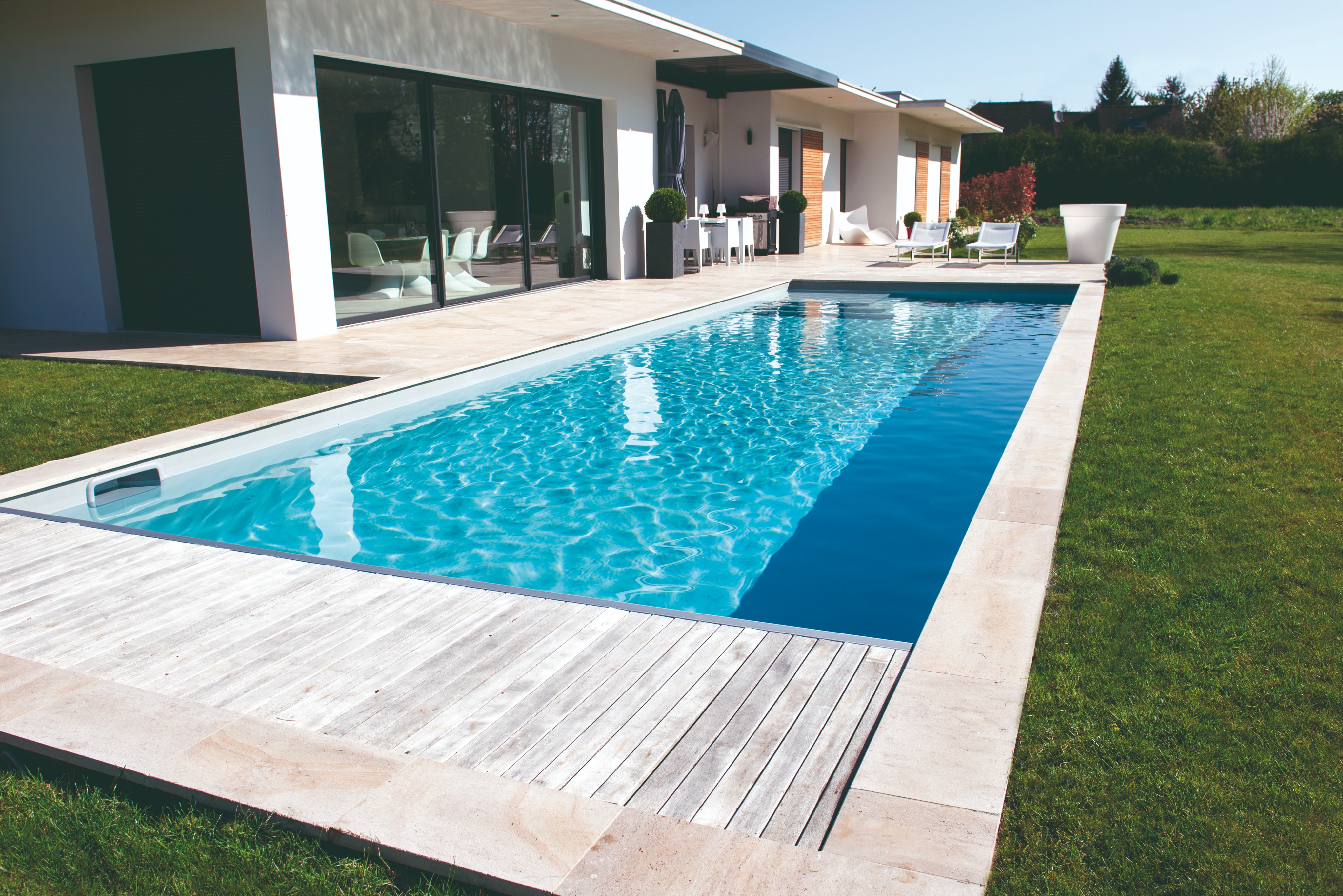 Piscine rectangulaire en béton armé | Unibéo
