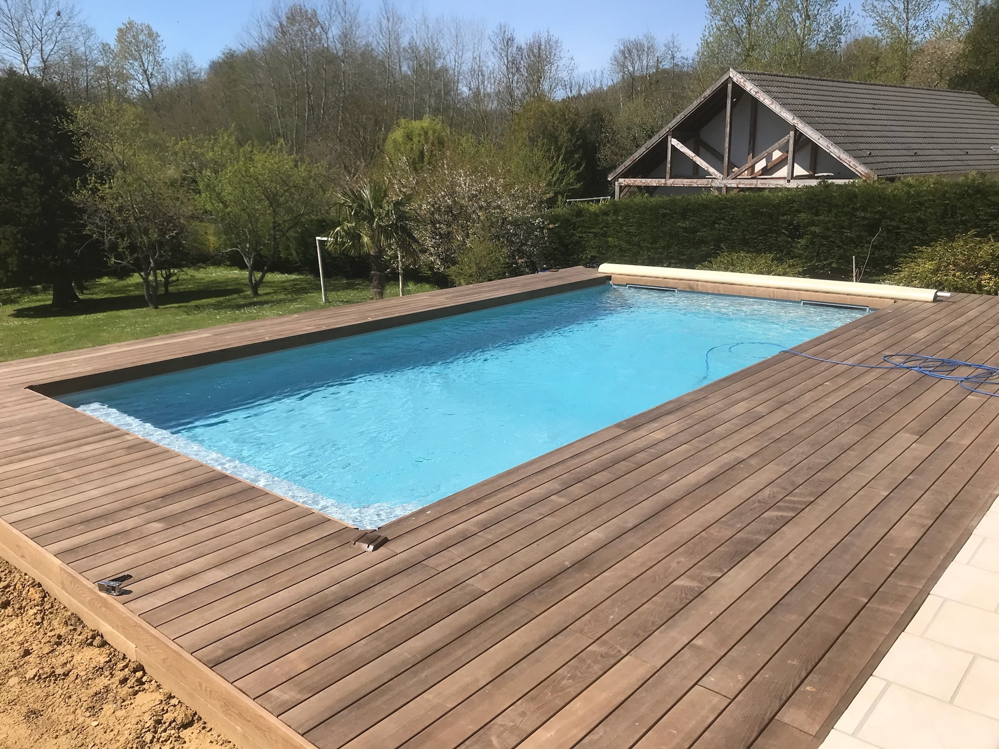 Piscine rectangulaire en béton armé | Unibéo